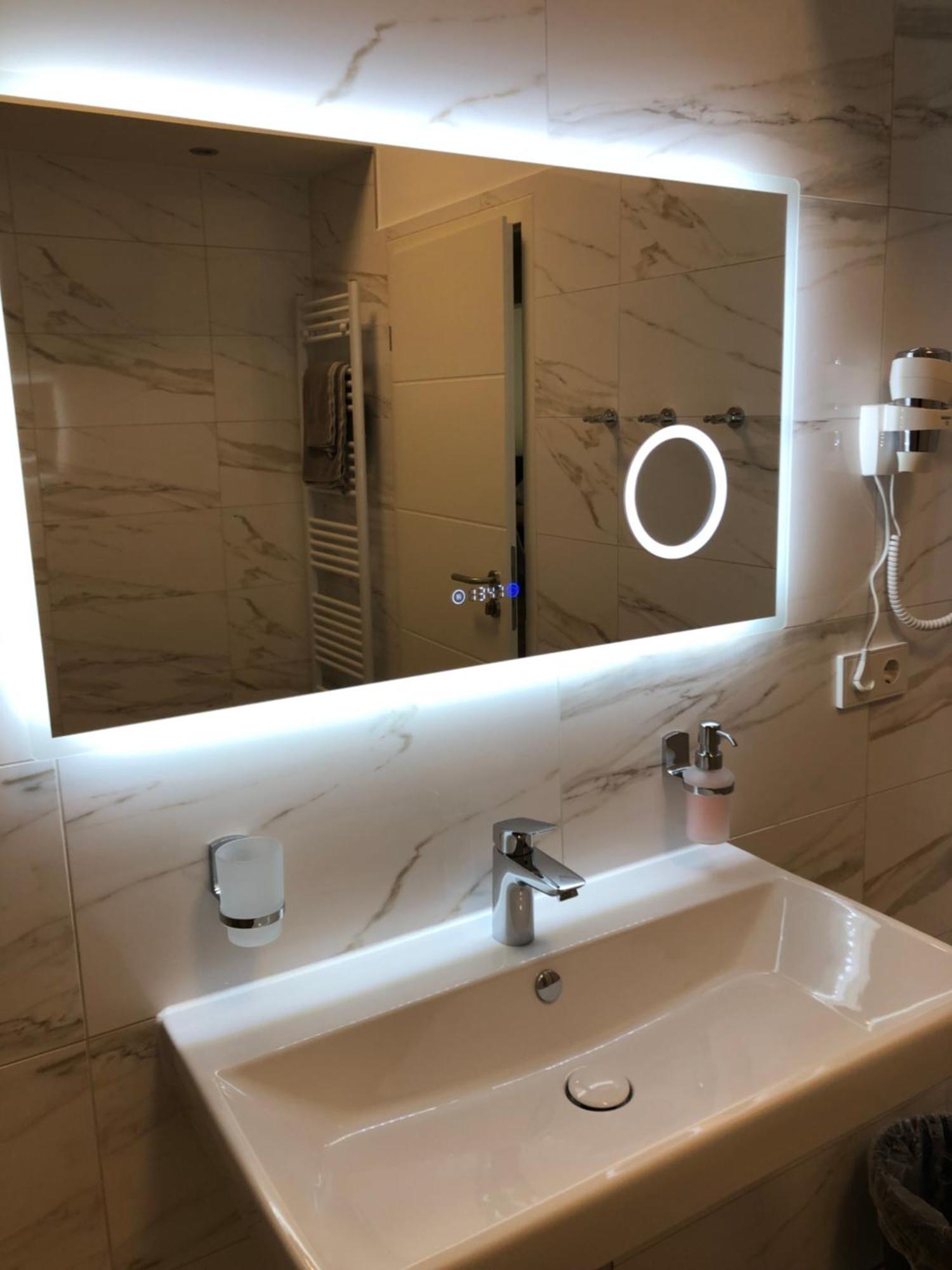 City Apartment Am Hauptbahnhof Nuremberg Bagian luar foto